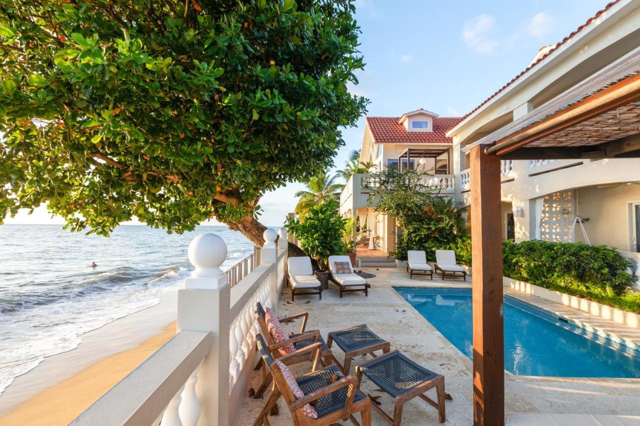 Tres Sirenas Beach Inn Rincón Eksteriør billede