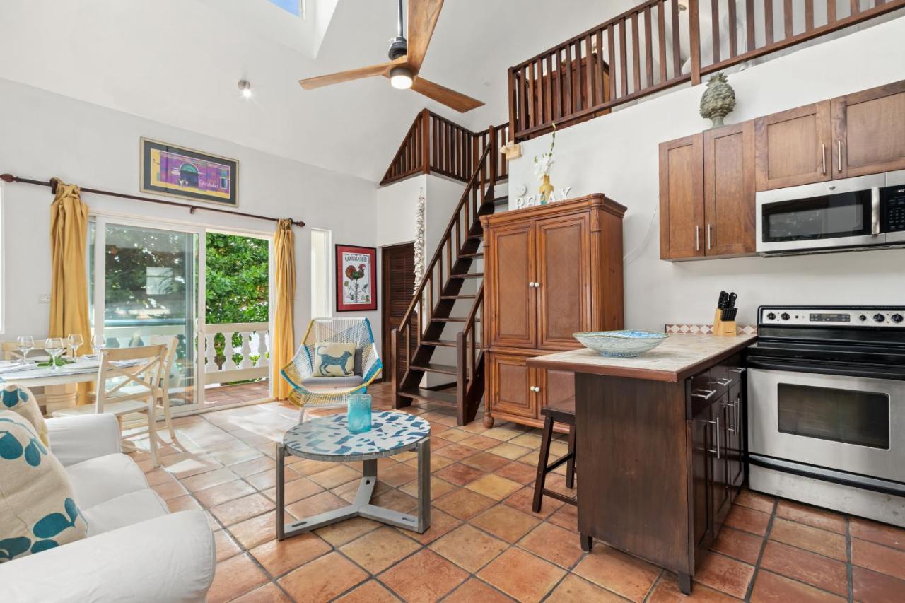 Tres Sirenas Beach Inn Rincón Eksteriør billede